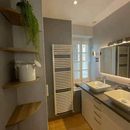 Domaine La Belle Histoire - Cote Parc 게스트하우스 Besset