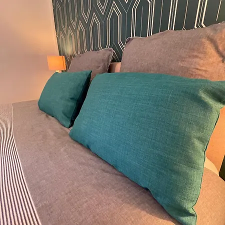 Casa de hóspedes Domaine La Belle Histoire - Côté Parc 3*