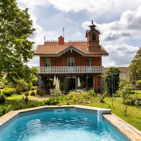 Domaine La Belle Histoire - Cote Parc Πανσιόν Besset