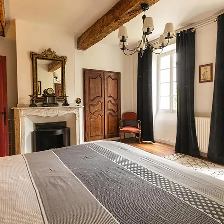 Domaine La Belle Histoire - Cote Parc 게스트하우스 3*